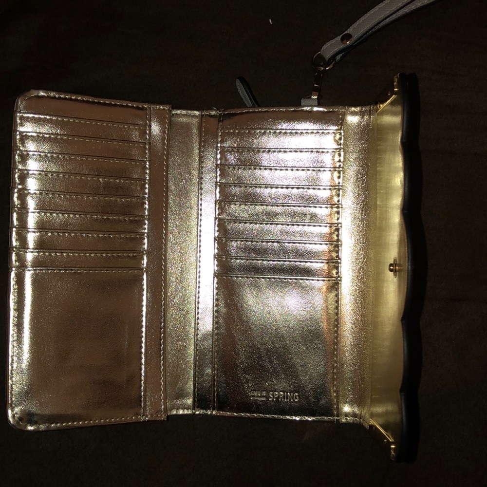 Wallet - Picture 2 of 3